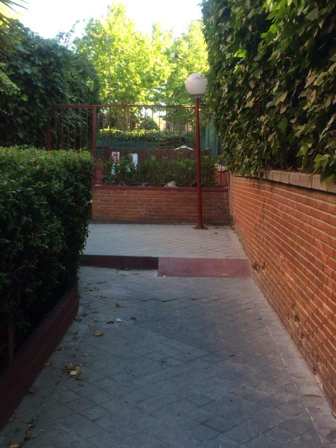 Vivienda Familiar Con Jardin Junto A Ifema Apartment Madrid Ngoại thất bức ảnh